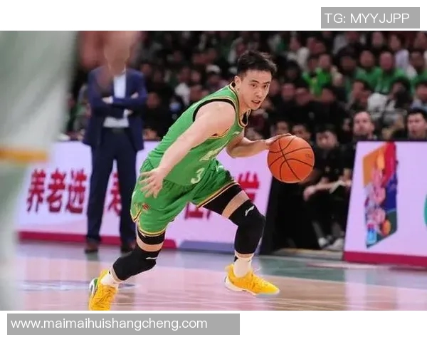 重庆篮球队节奏对比深度解析与战术影响探讨 重庆篮球队节奏对比深度解析与战术影响探讨