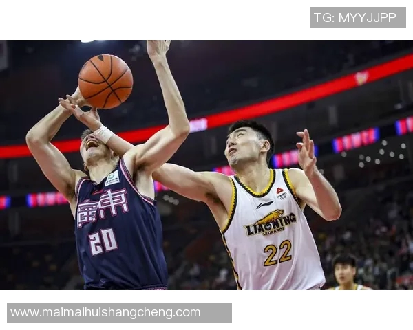 CBA山东队与深圳队精彩对决全场录像回顾与精彩瞬间分析